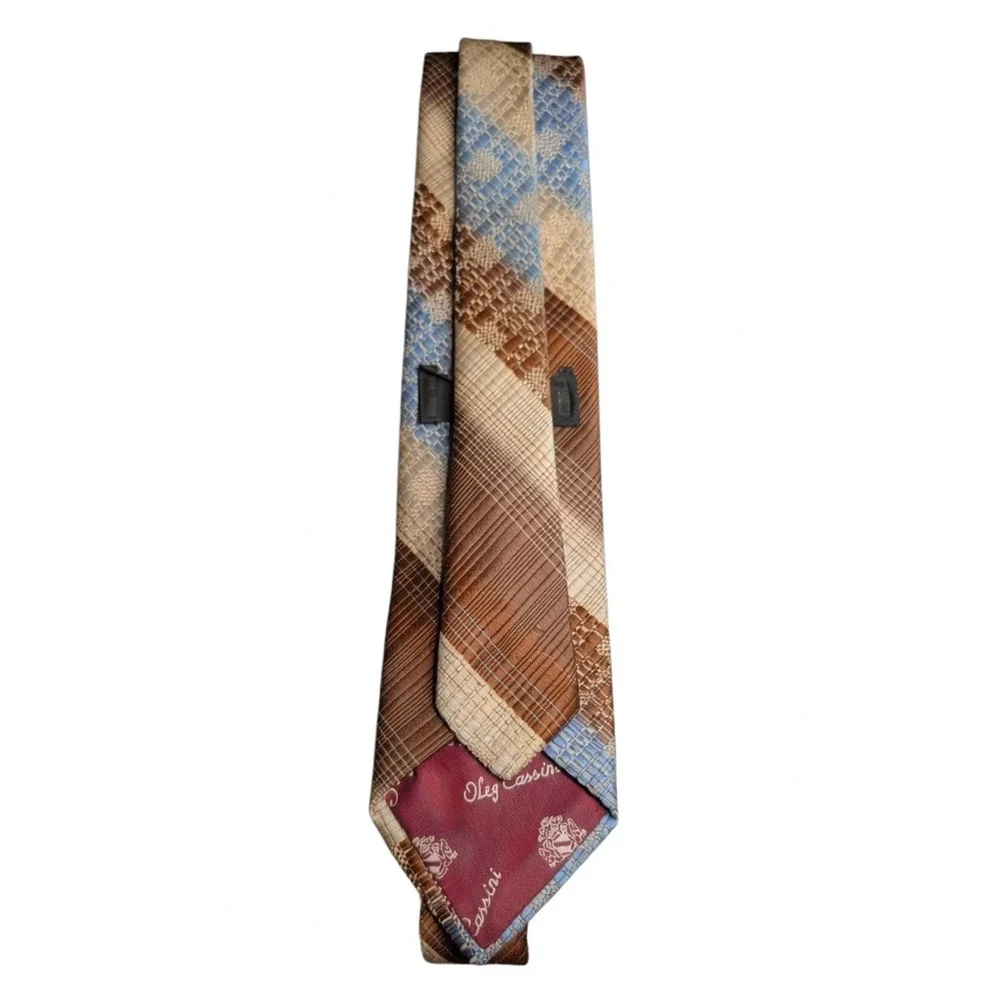 Vintage Oleg Cassini Bullock's Diagonal Striped Wide Necktie